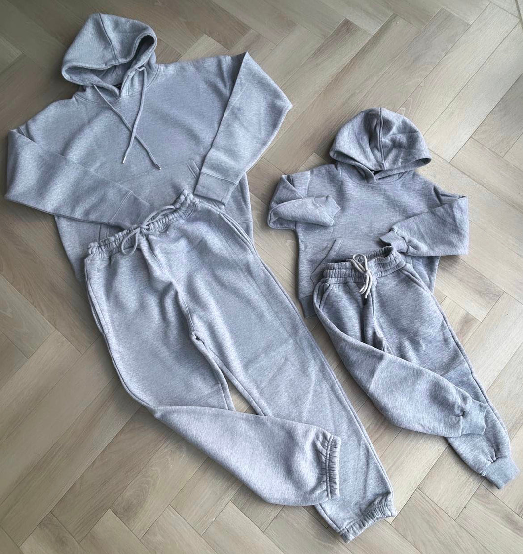 WOMEN’S GREY SPRAY SET