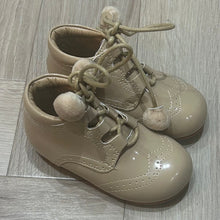 CAMEL POM POM SHOES
