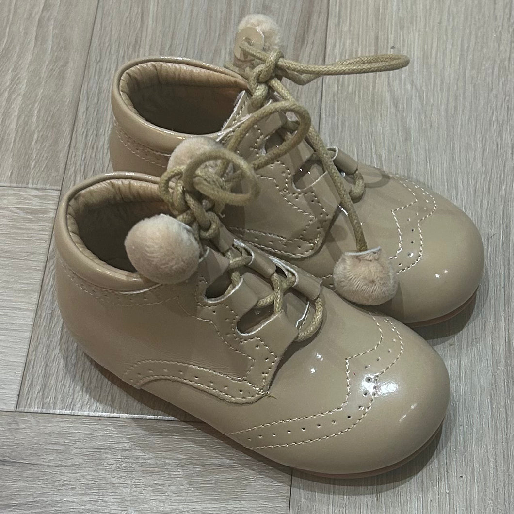 CAMEL POM POM SHOES